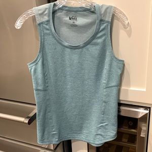 REI mint green lightweight tank, size XS